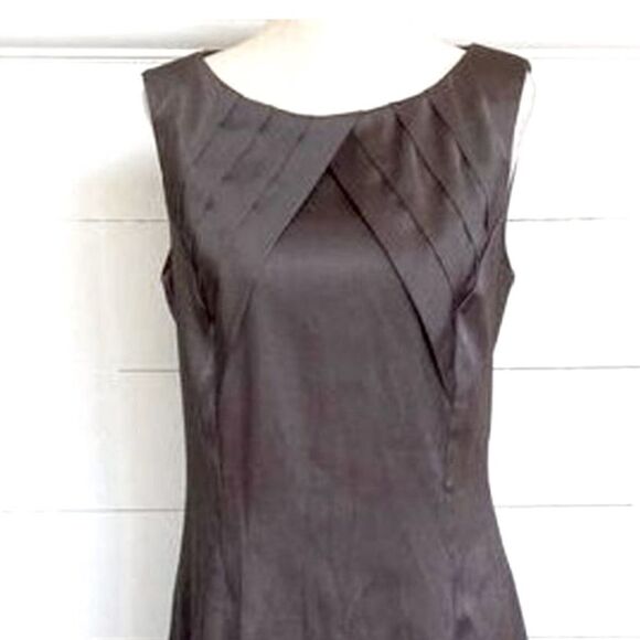 Dress Barn Satin Pleated Shift Dress Women’s 12 Brown Sleeveless Career Formal - Picture 4 of 13